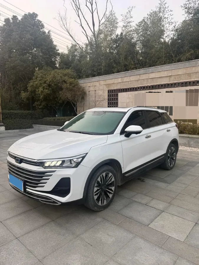 2023 Bestune T77 1.5T 169HP L4 7DCT,autocango,china used car exporter,china ev exporter,chinese used car exporter,chinese used ev exporter