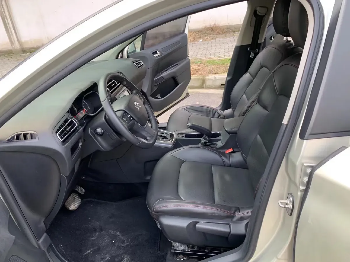 2018 Citroen C4 C-Quatre 1.6L 117HP L4 6AT,autocango,china used car exporter,china ev exporter,chinese used car exporter,chinese used ev exporter