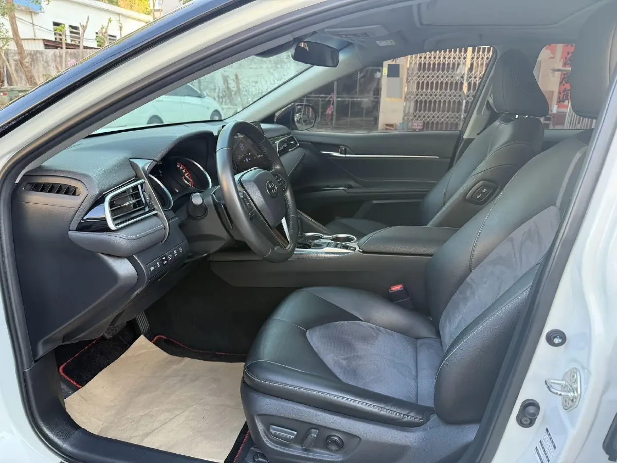 2021 Toyota Camry 2.0L 178HP L4 CVT,autocango,china used car exporter,china ev exporter,chinese used car exporter,chinese used ev exporter