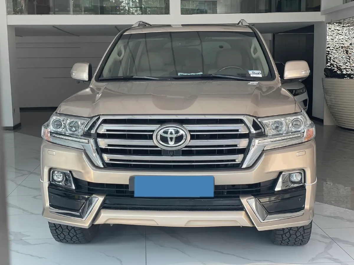 2019 Chevrolet Trax 1.0T 125HP L3 6AT,autocango,china used car exporter,china ev exporter,chinese used car exporter,chinese used ev exporter