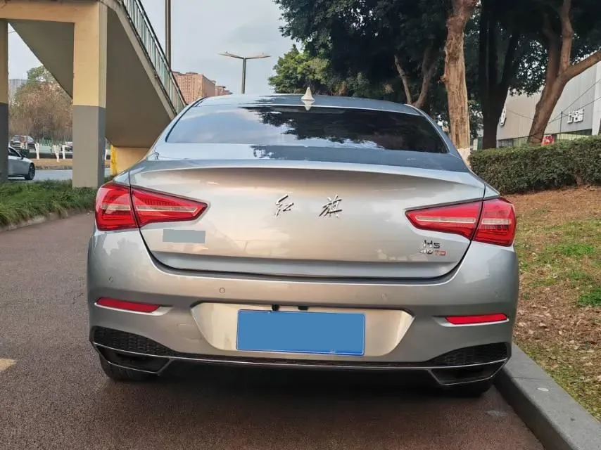 2018 HongQi H5 1.8T 186HP L4 6AT,autocango,china used car exporter,china ev exporter,chinese used car exporter,chinese used ev exporter