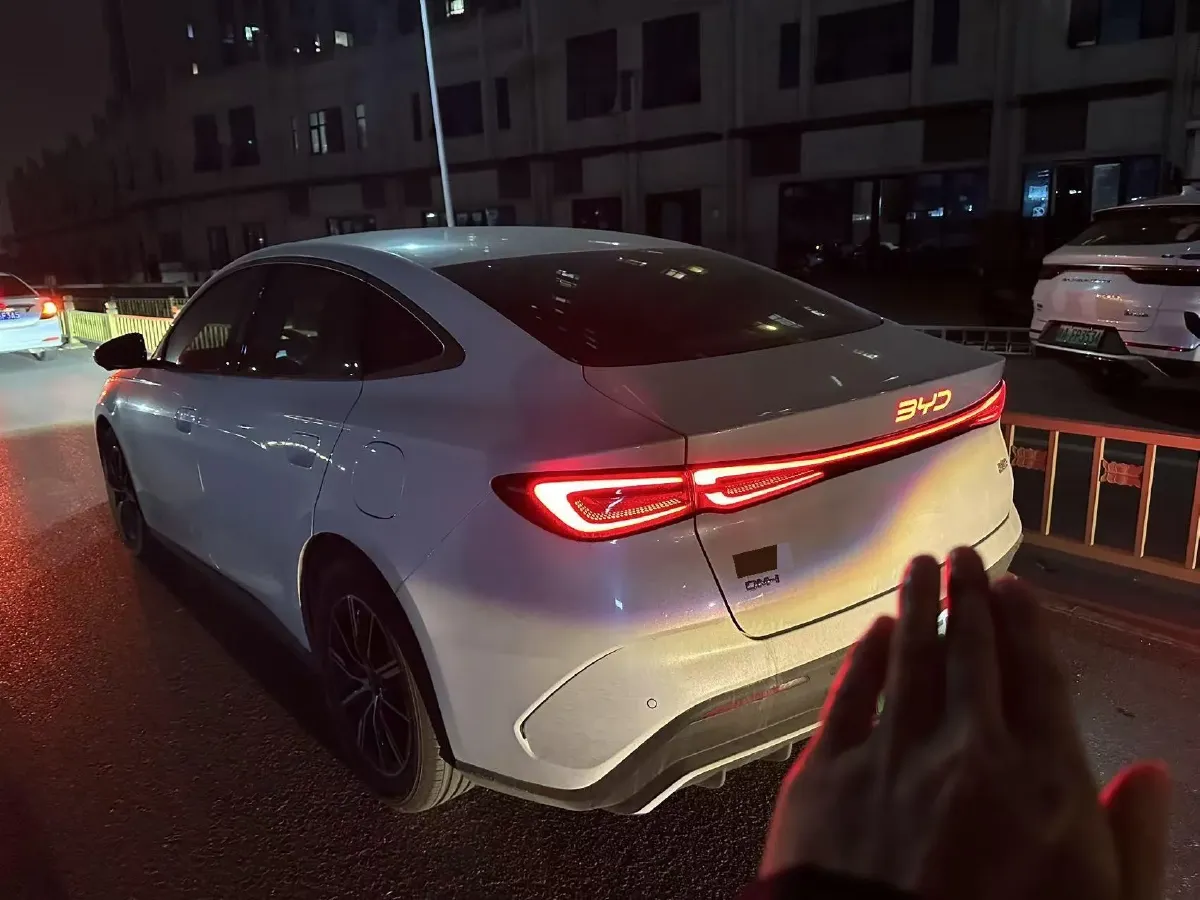 2024 BYD Seal06 1.5L 101HP L4 E-CVT PHEV 10.08KWH,autocango,china used car exporter,china ev exporter,chinese used car exporter,chinese used ev exporter