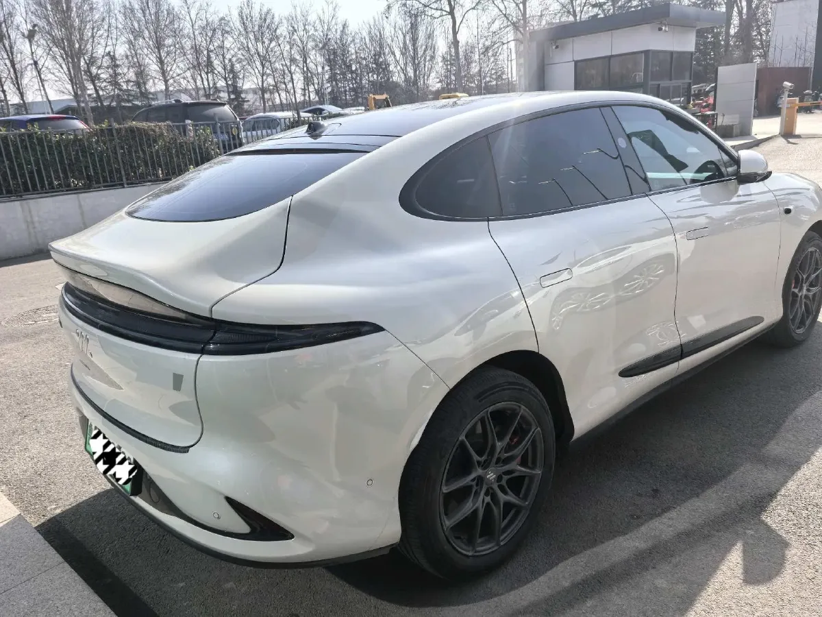 2025 IM LS6 BEV 75KWH,autocango,china used car exporter,china ev exporter,chinese used car exporter,chinese used ev exporter