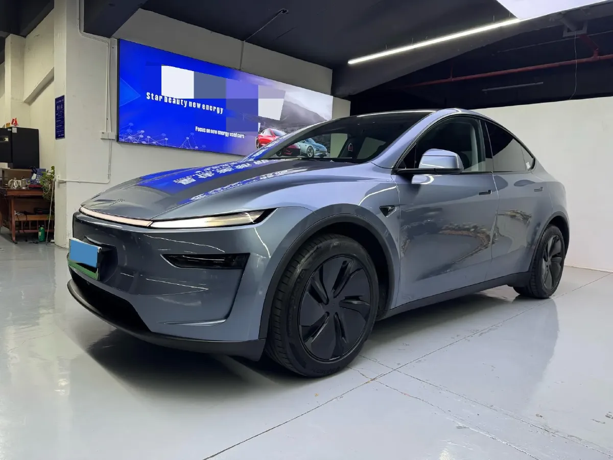 2025 Tesla Model Y BEV,autocango,china used car exporter,china ev exporter,chinese used car exporter,chinese used ev exporter
