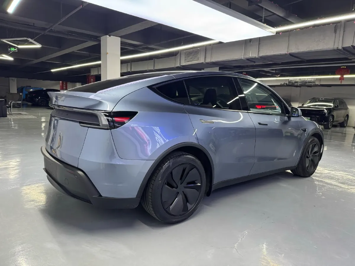2025 Tesla Model Y BEV,autocango,china used car exporter,china ev exporter,chinese used car exporter,chinese used ev exporter