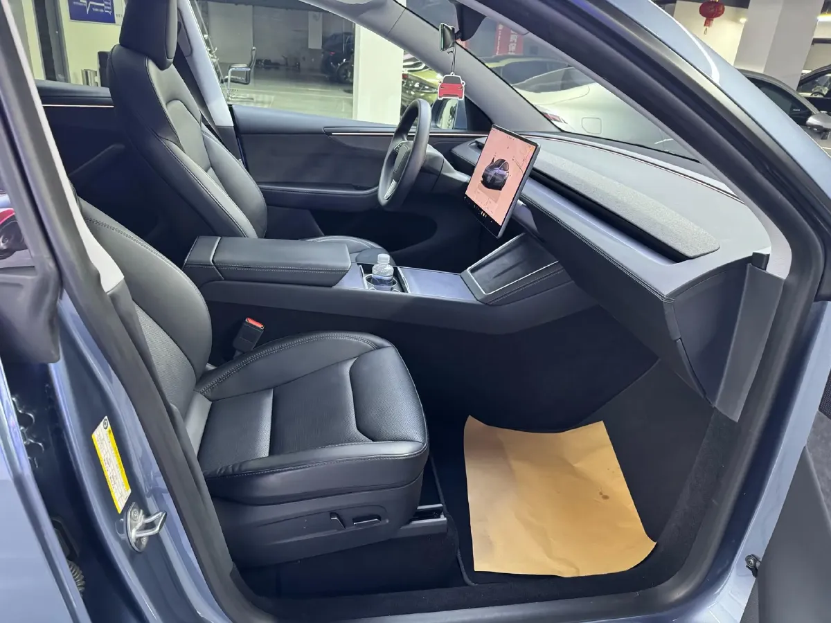 2025 Tesla Model Y BEV,autocango,china used car exporter,china ev exporter,chinese used car exporter,chinese used ev exporter