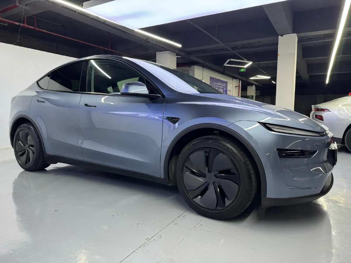 2025 Tesla Model Y BEV,autocango,china used car exporter,china ev exporter,chinese used car exporter,chinese used ev exporter