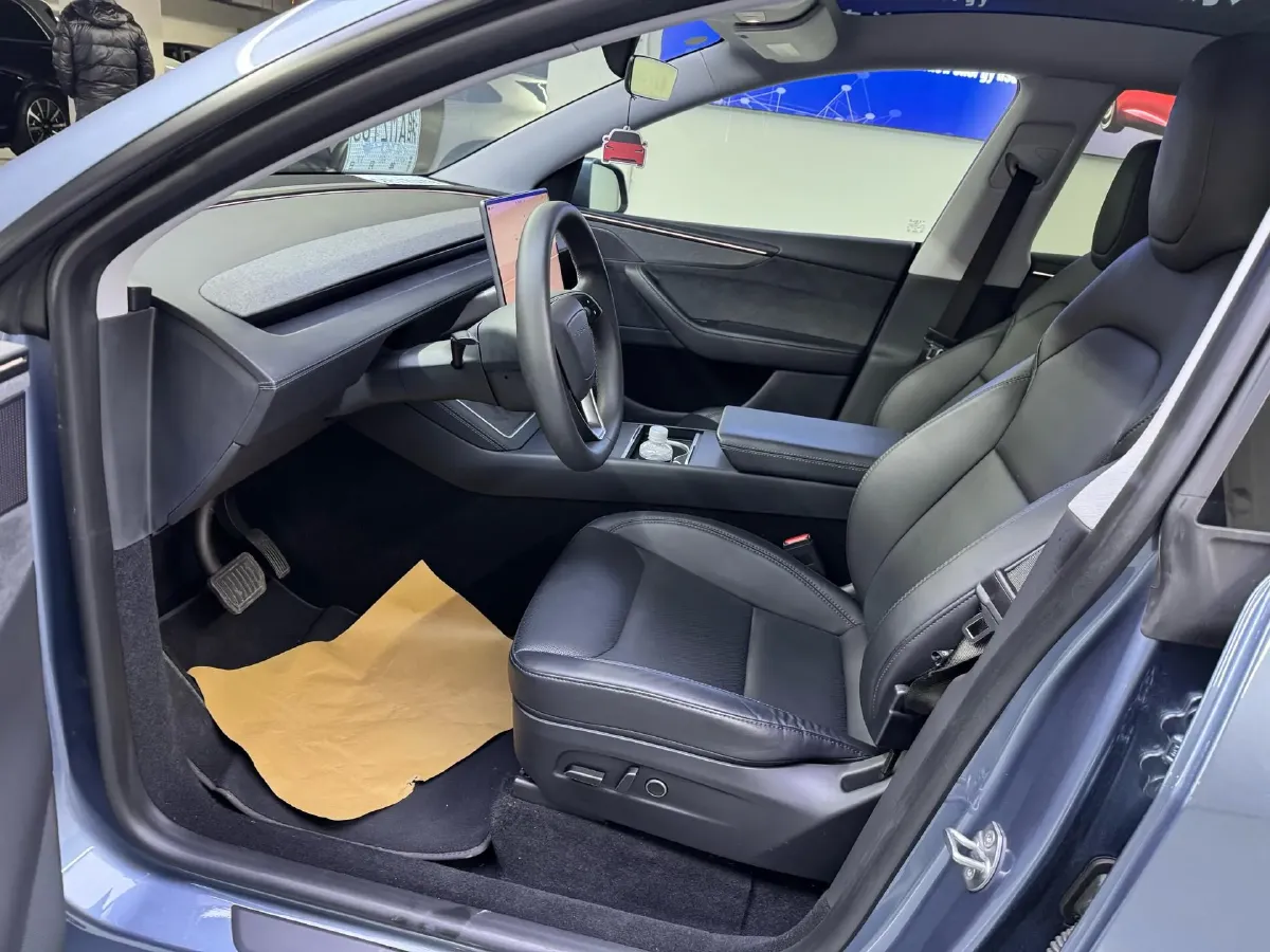 2025 Tesla Model Y BEV,autocango,china used car exporter,china ev exporter,chinese used car exporter,chinese used ev exporter