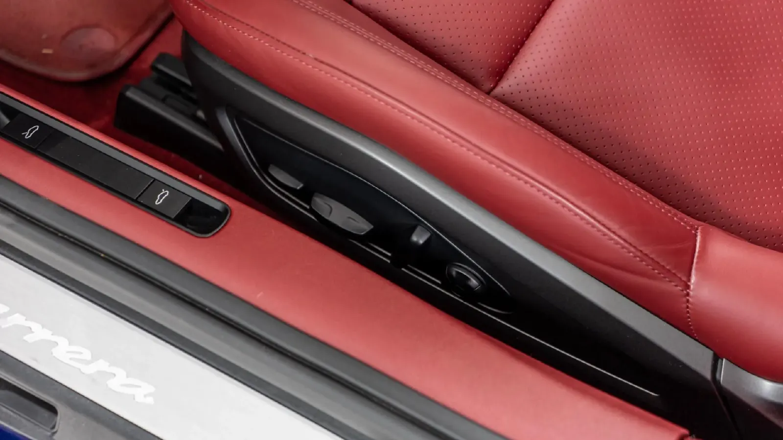 2020 Porsche 911 3.0T 385HP H6 8DCT,autocango,china used car exporter,china ev exporter,chinese used car exporter,chinese used ev exporter