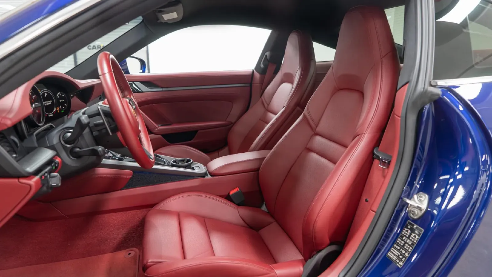 2020 Porsche 911 3.0T 385HP H6 8DCT,autocango,china used car exporter,china ev exporter,chinese used car exporter,chinese used ev exporter