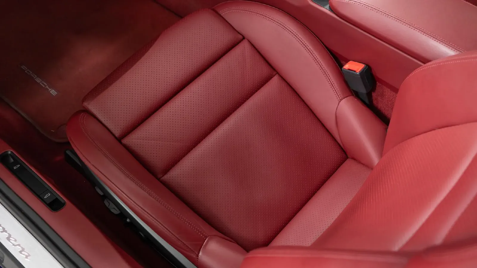 2020 Porsche 911 3.0T 385HP H6 8DCT,autocango,china used car exporter,china ev exporter,chinese used car exporter,chinese used ev exporter