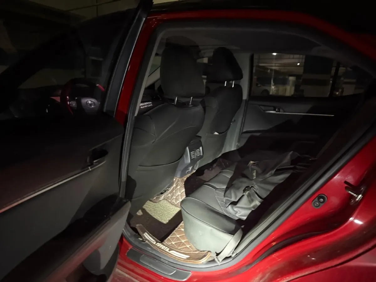 2018 Toyota Camry 2.0L 169HP L4 6AT,autocango,china used car exporter,china ev exporter,chinese used car exporter,chinese used ev exporter