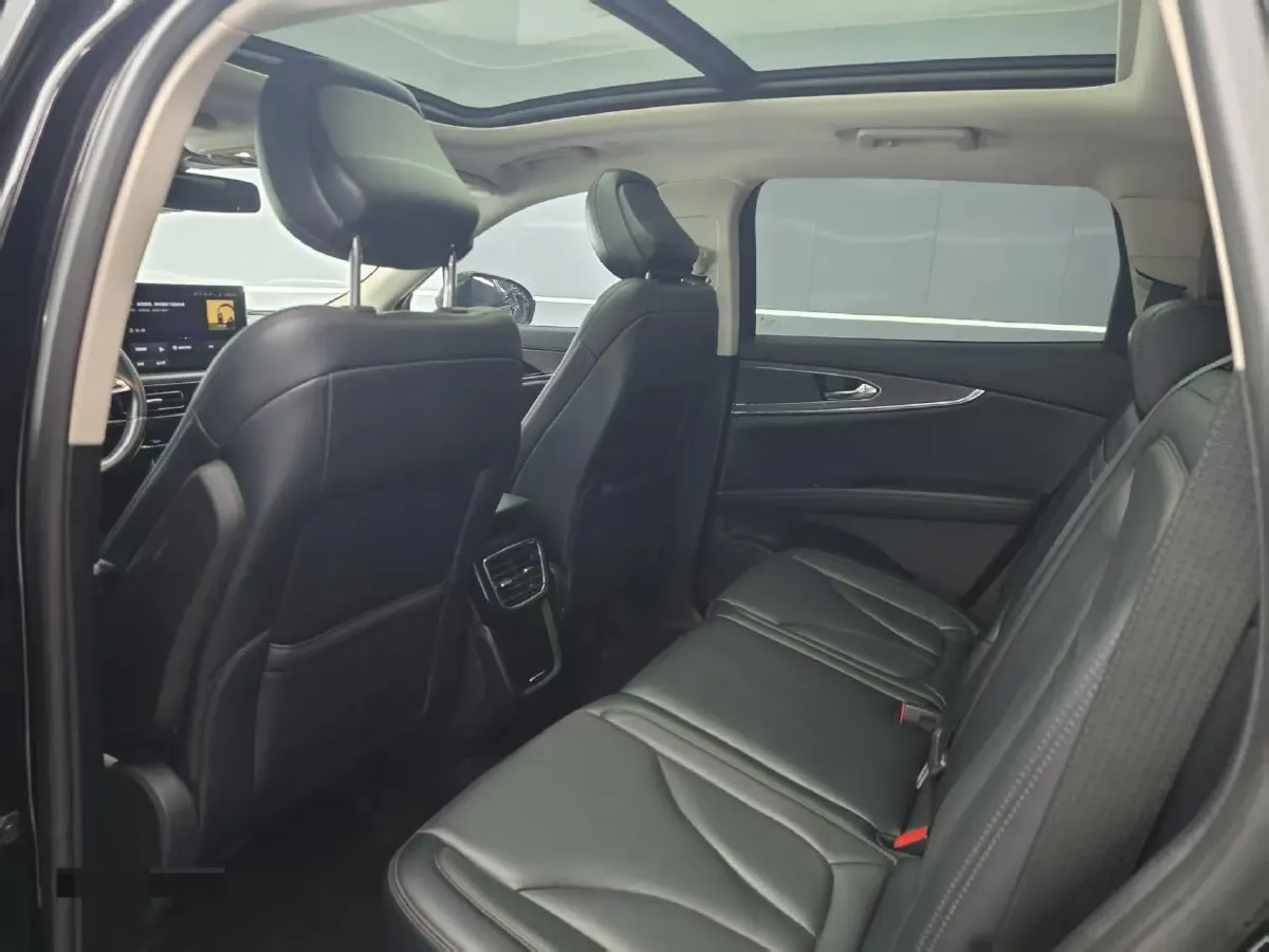 2021 Lincoln Nautilus 2.0T 245HP L4 8AT,autocango,china used car exporter,china ev exporter,chinese used car exporter,chinese used ev exporter