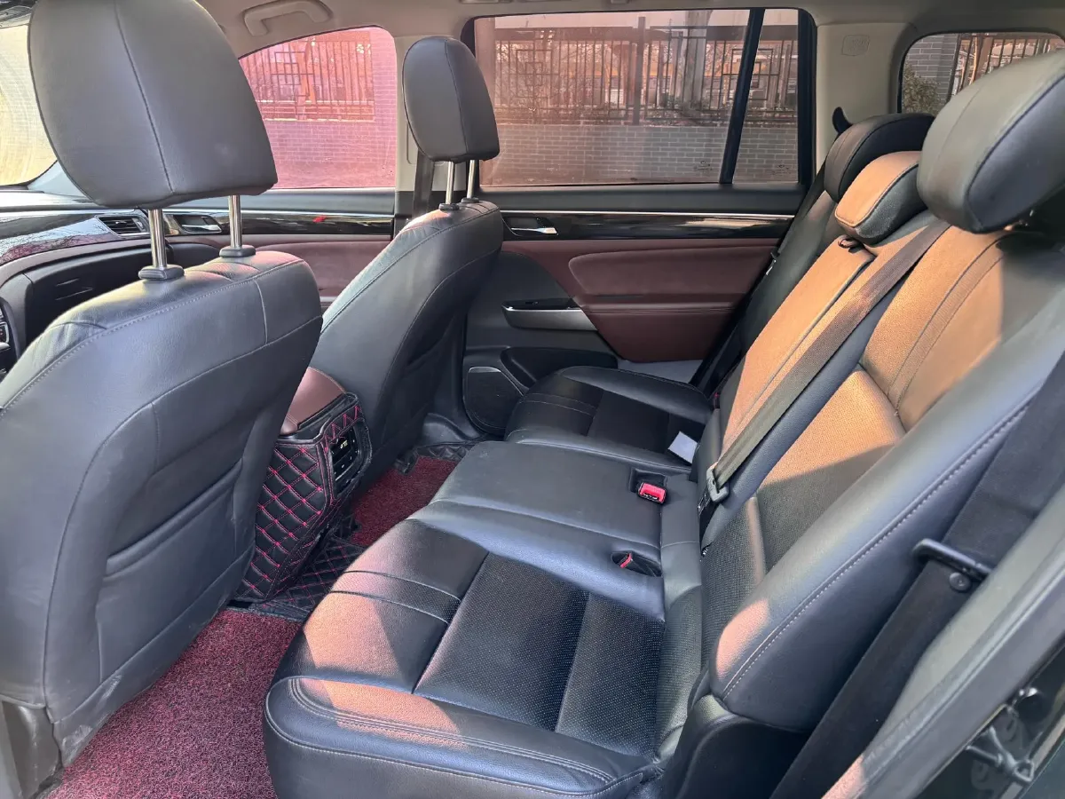 2017 GAC Trumpchi GS8 2.0T 201HP L4 6AT,autocango,china used car exporter,china ev exporter,chinese used car exporter,chinese used ev exporter