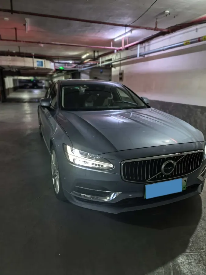 2019 Volvo S90 2.0T 254HP L4 8AT,autocango,china used car exporter,china ev exporter,chinese used car exporter,chinese used ev exporter