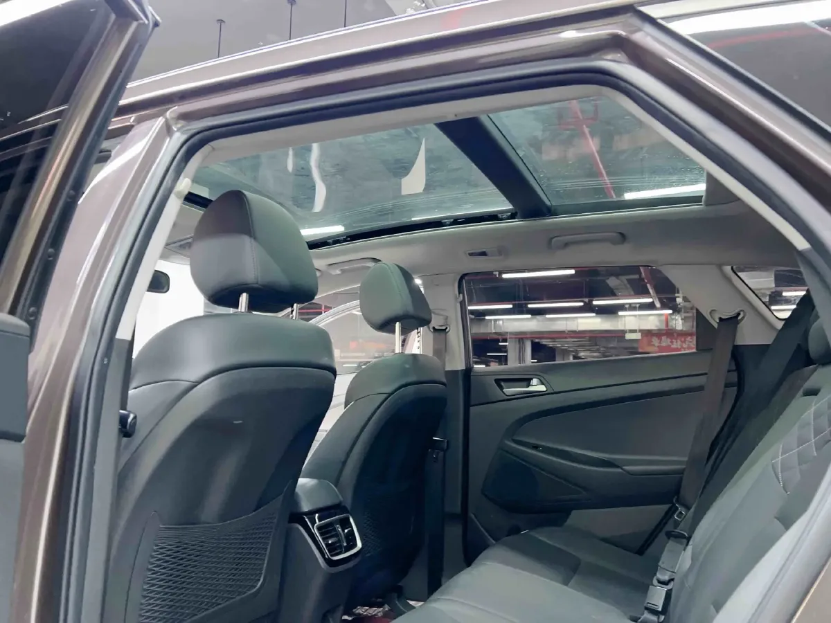 2020 Hyundai Tucson 1.6T 177HP L4 7DCT,autocango,china used car exporter,china ev exporter,chinese used car exporter,chinese used ev exporter