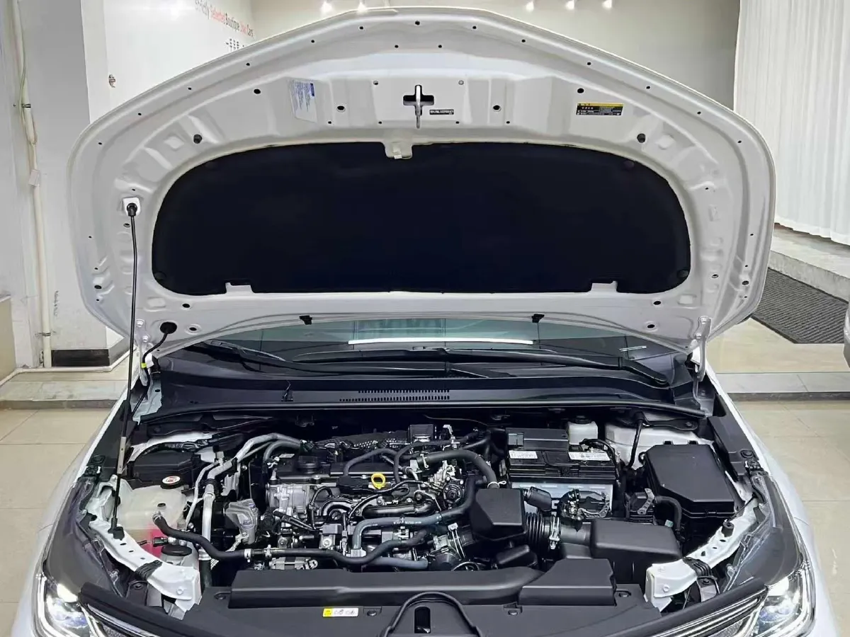 2021 Toyota Corolla 1.2T 116HP L4 CVT,autocango,china used car exporter,china ev exporter,chinese used car exporter,chinese used ev exporter