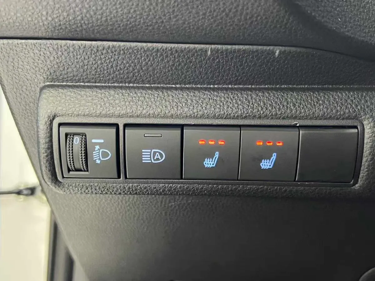 2021 Toyota Corolla 1.2T 116HP L4 CVT,autocango,china used car exporter,china ev exporter,chinese used car exporter,chinese used ev exporter