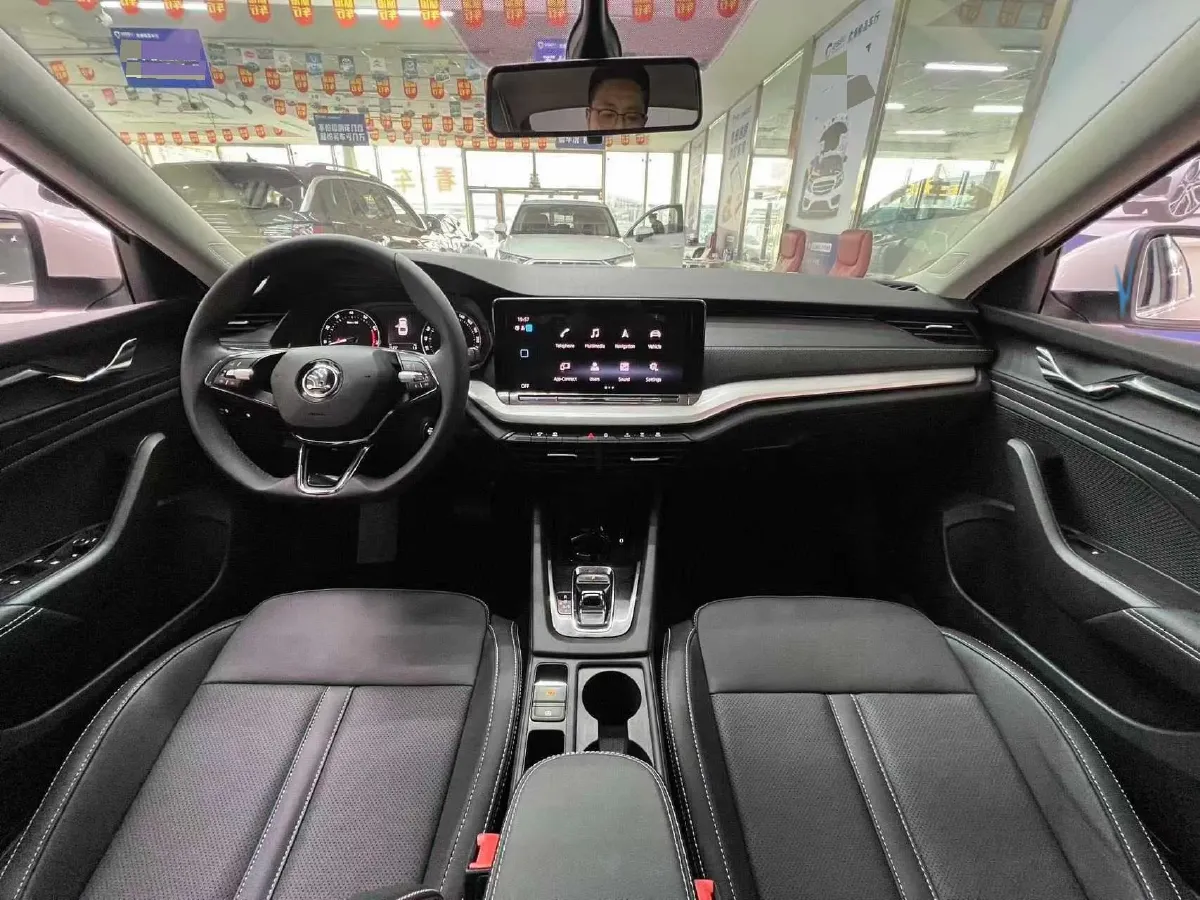 2022 Skoda Octavia 1.4T 150HP L4 7DCT,autocango,china used car exporter,china ev exporter,chinese used car exporter,chinese used ev exporter