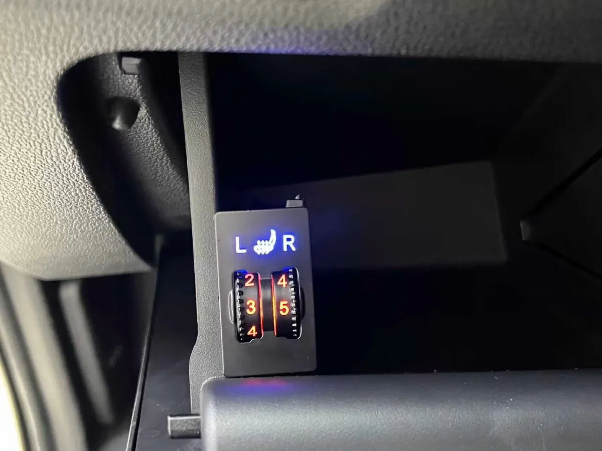 2022 Skoda Octavia 1.4T 150HP L4 7DCT,autocango,china used car exporter,china ev exporter,chinese used car exporter,chinese used ev exporter