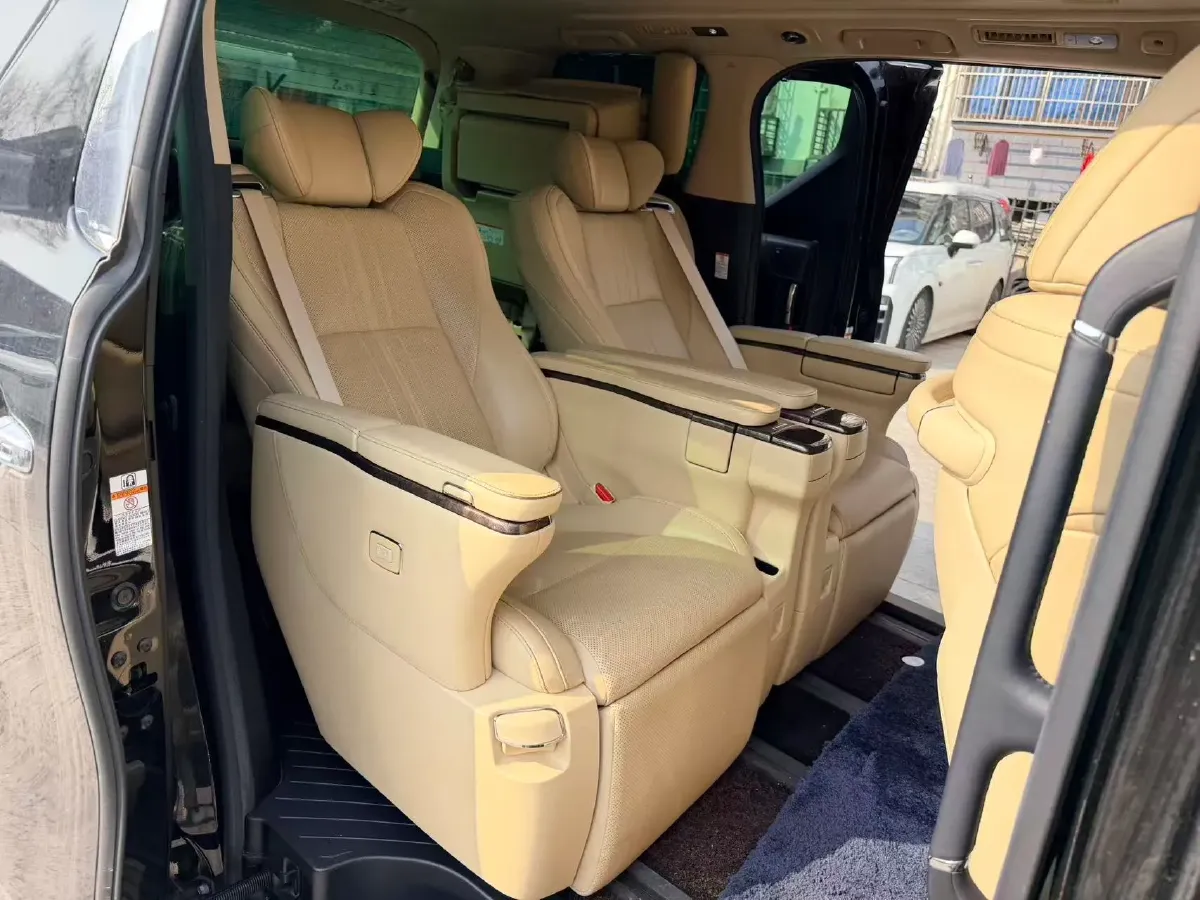 2020 Toyota Vellfire 2.5L 117HP L4 E-CVT Hybrid,autocango,china used car exporter,china ev exporter,chinese used car exporter,chinese used ev exporter