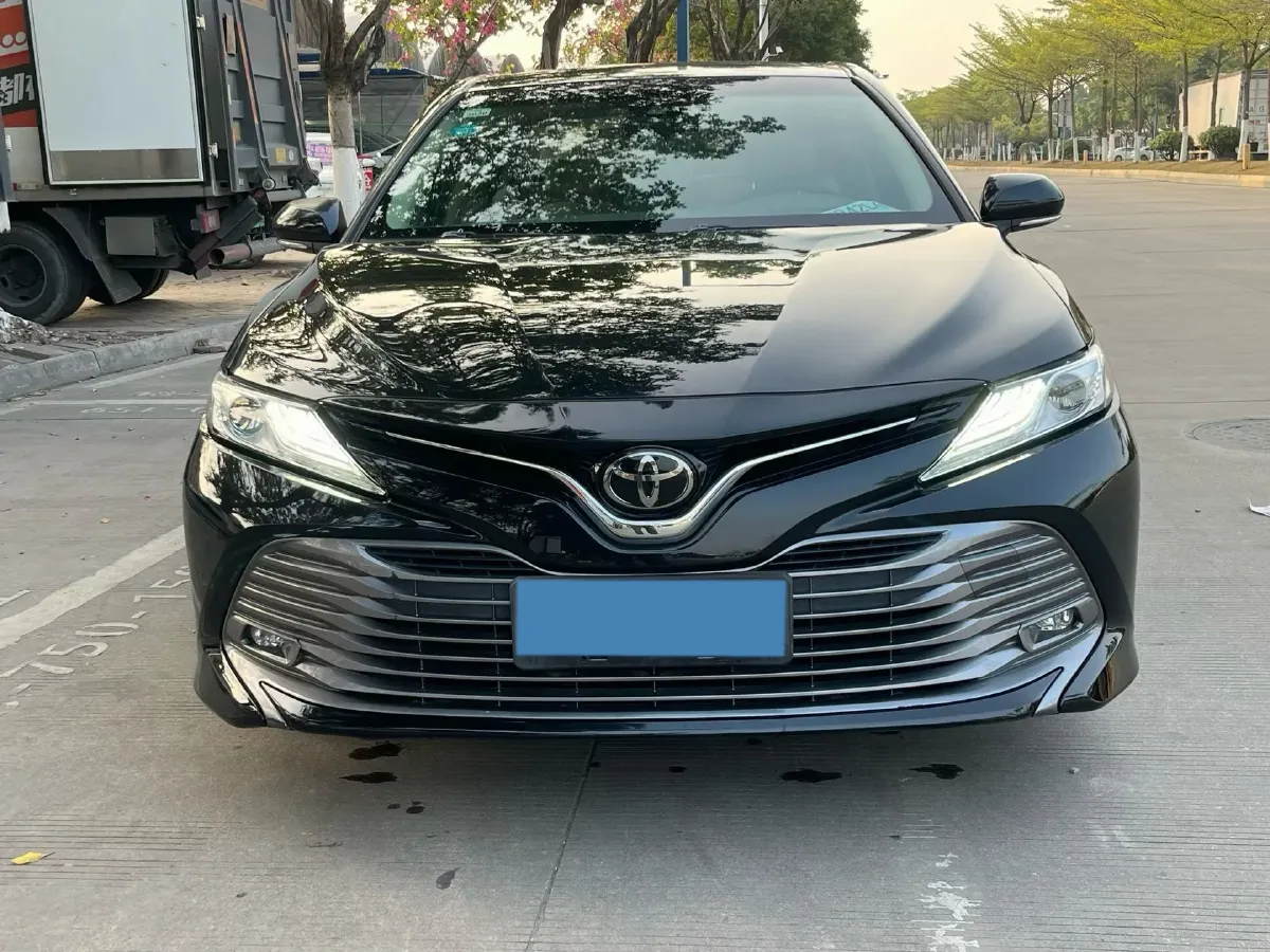 2018 Toyota Camry 2.0L 169HP L4 6AT,autocango,china used car exporter,china ev exporter,chinese used car exporter,chinese used ev exporter