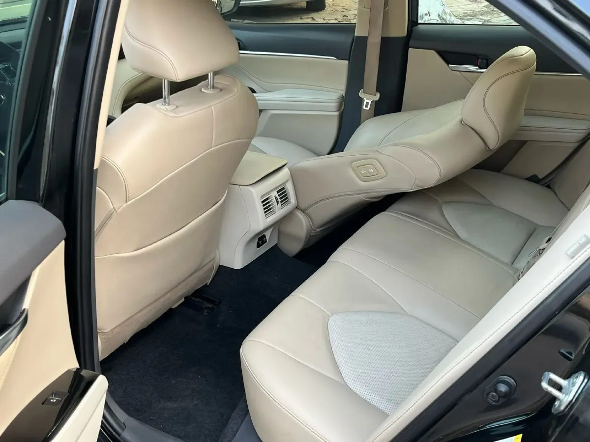 2018 Toyota Camry 2.0L 169HP L4 6AT,autocango,china used car exporter,china ev exporter,chinese used car exporter,chinese used ev exporter