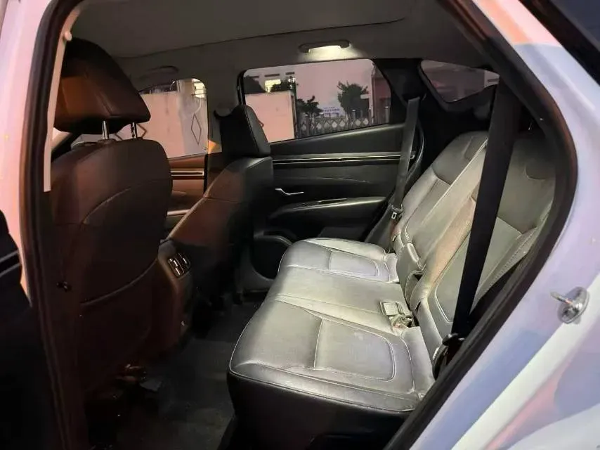 2022 Hyundai Tucson 1.5T 200HP L4 7DCT,autocango,china used car exporter,china ev exporter,chinese used car exporter,chinese used ev exporter