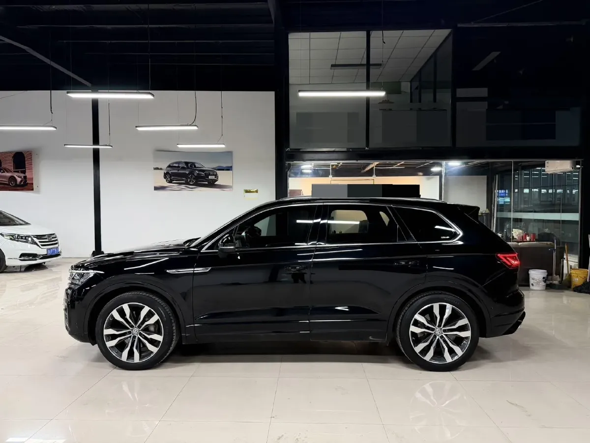 2019 Volkswagen Touareg 3.0T 340HP V6 8AT,autocango,china used car exporter,china ev exporter,chinese used car exporter,chinese used ev exporter