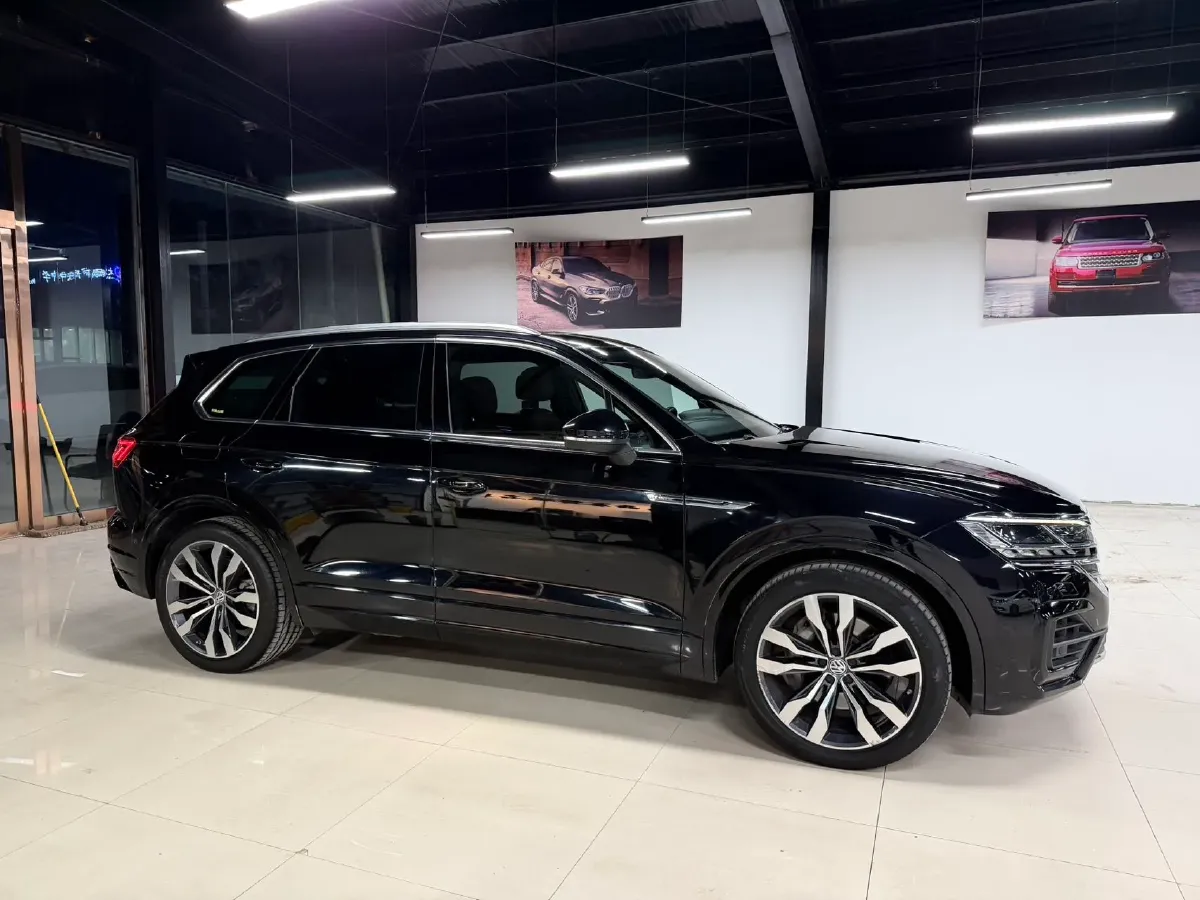 2019 Volkswagen Touareg 3.0T 340HP V6 8AT,autocango,china used car exporter,china ev exporter,chinese used car exporter,chinese used ev exporter