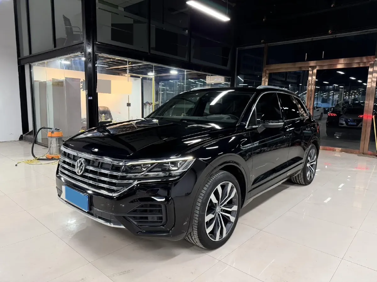 2019 Volkswagen Touareg 3.0T 340HP V6 8AT,autocango,china used car exporter,china ev exporter,chinese used car exporter,chinese used ev exporter