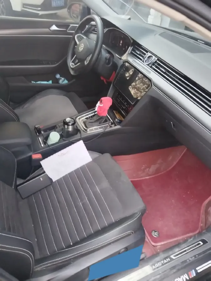 2020 Volkswagen Magotan 2.0T 186HP L4 7DCT,autocango,china used car exporter,china ev exporter,chinese used car exporter,chinese used ev exporter