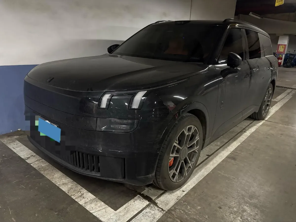 2025 LYNK&CO 900 1.5T 190HP L4 3DHT PHEV 43.3KWH,autocango,china used car exporter,china ev exporter,chinese used car exporter,chinese used ev exporter
