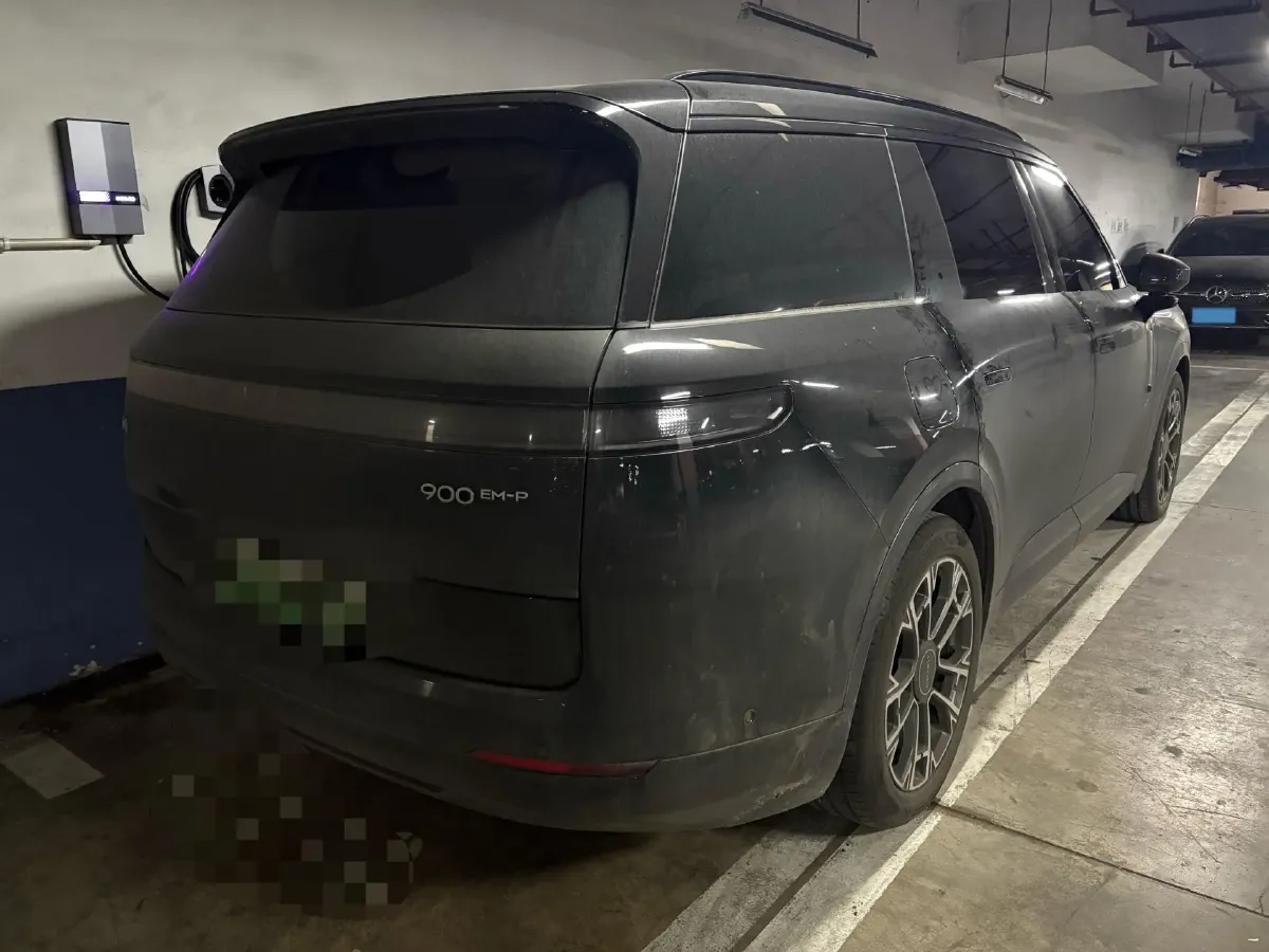 2025 LYNK&CO 900 1.5T 190HP L4 3DHT PHEV 43.3KWH,autocango,china used car exporter,china ev exporter,chinese used car exporter,chinese used ev exporter