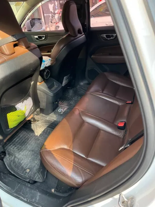 2019 Jeep Wrangler 2.0T 266HP L4 8AT,autocango,china used car exporter,china ev exporter,chinese used car exporter,chinese used ev exporter