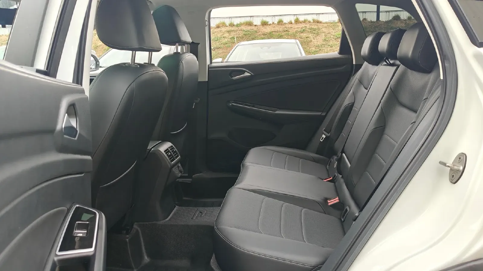 2022 Jetta VS7 1.4T 150HP L4 6AT,autocango,china used car exporter,china ev exporter,chinese used car exporter,chinese used ev exporter