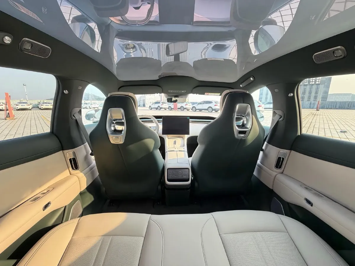 2025 MI YU7 BEV 96.3KWH,autocango,china used car exporter,china ev exporter,chinese used car exporter,chinese used ev exporter