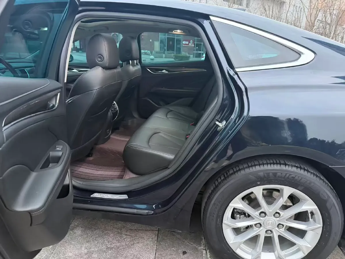 2021 Buick Larcosse 1.5T 169HP L4 9AT,autocango,china used car exporter,china ev exporter,chinese used car exporter,chinese used ev exporter
