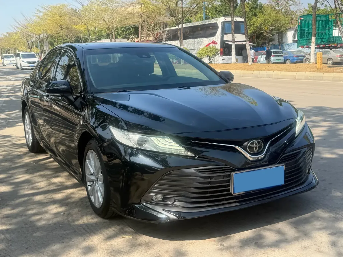 2018 Toyota Camry 2.0L 169HP L4 6AT,autocango,china used car exporter,china ev exporter,chinese used car exporter,chinese used ev exporter