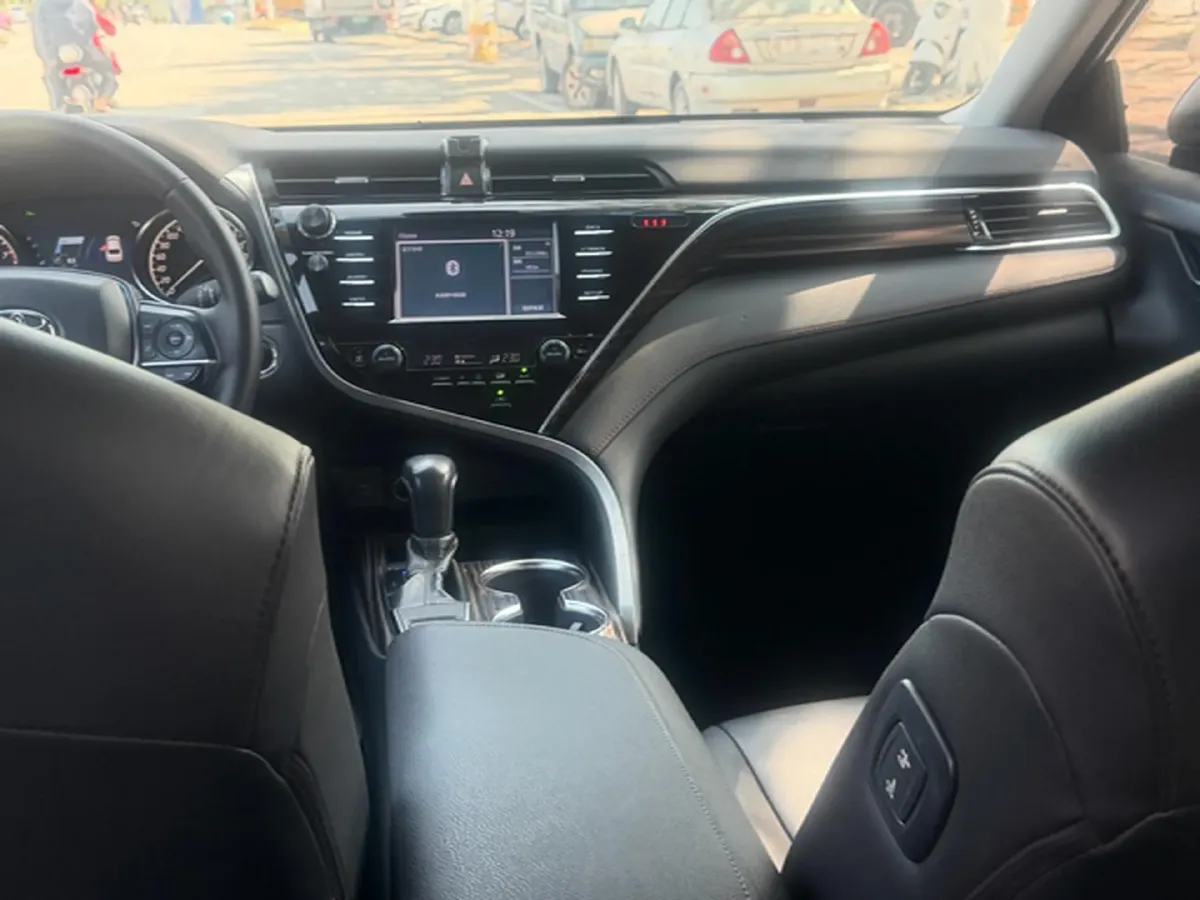 2018 Toyota Camry 2.0L 169HP L4 6AT,autocango,china used car exporter,china ev exporter,chinese used car exporter,chinese used ev exporter