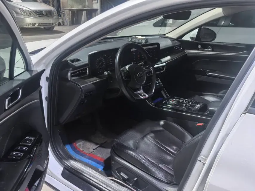 2020 Kia K5 2.0T 240HP L4 8AT,autocango,china used car exporter,china ev exporter,chinese used car exporter,chinese used ev exporter