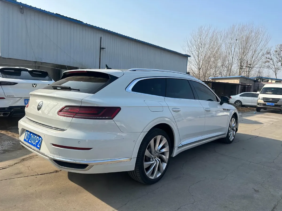 2021 Volkswagen CC 2.0T 220HP L4 7DCT,autocango,china used car exporter,china ev exporter,chinese used car exporter,chinese used ev exporter