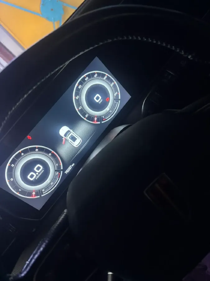 2019 HongQi HS5 2.0T 224HP L4 6AT,autocango,china used car exporter,china ev exporter,chinese used car exporter,chinese used ev exporter