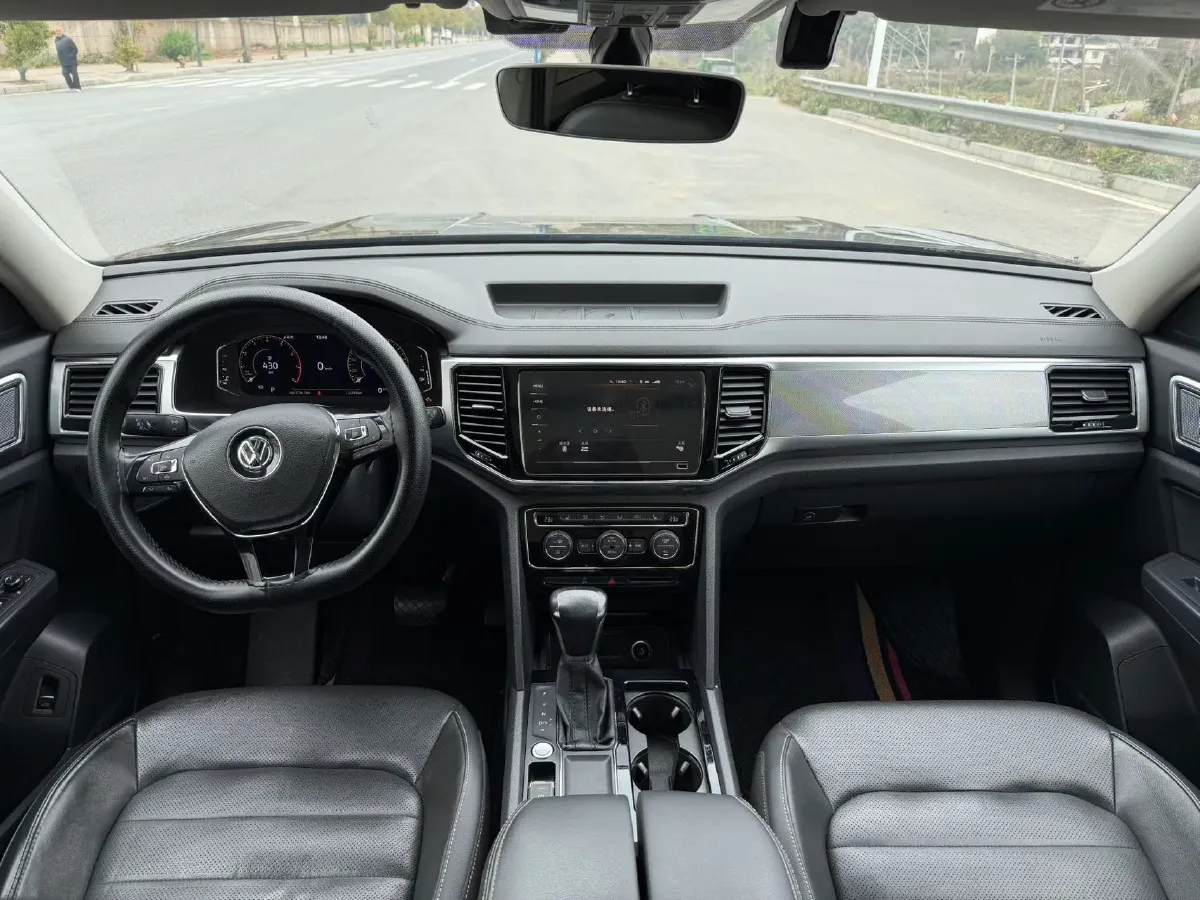 2020 Volkswagen Teramont 2.0T 186HP L4 7DCT,autocango,china used car exporter,china ev exporter,chinese used car exporter,chinese used ev exporter