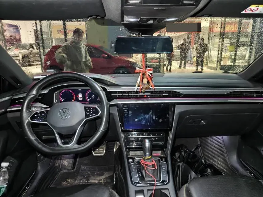 2021 Volkswagen CC 2.0T 220HP L4 7DCT,autocango,china used car exporter,china ev exporter,chinese used car exporter,chinese used ev exporter