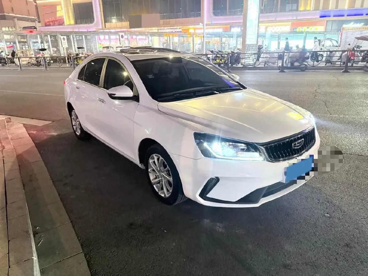 2021 BaoJun 530 1.5T 147HP L4 CVT,autocango,china used car exporter,china ev exporter,chinese used car exporter,chinese used ev exporter