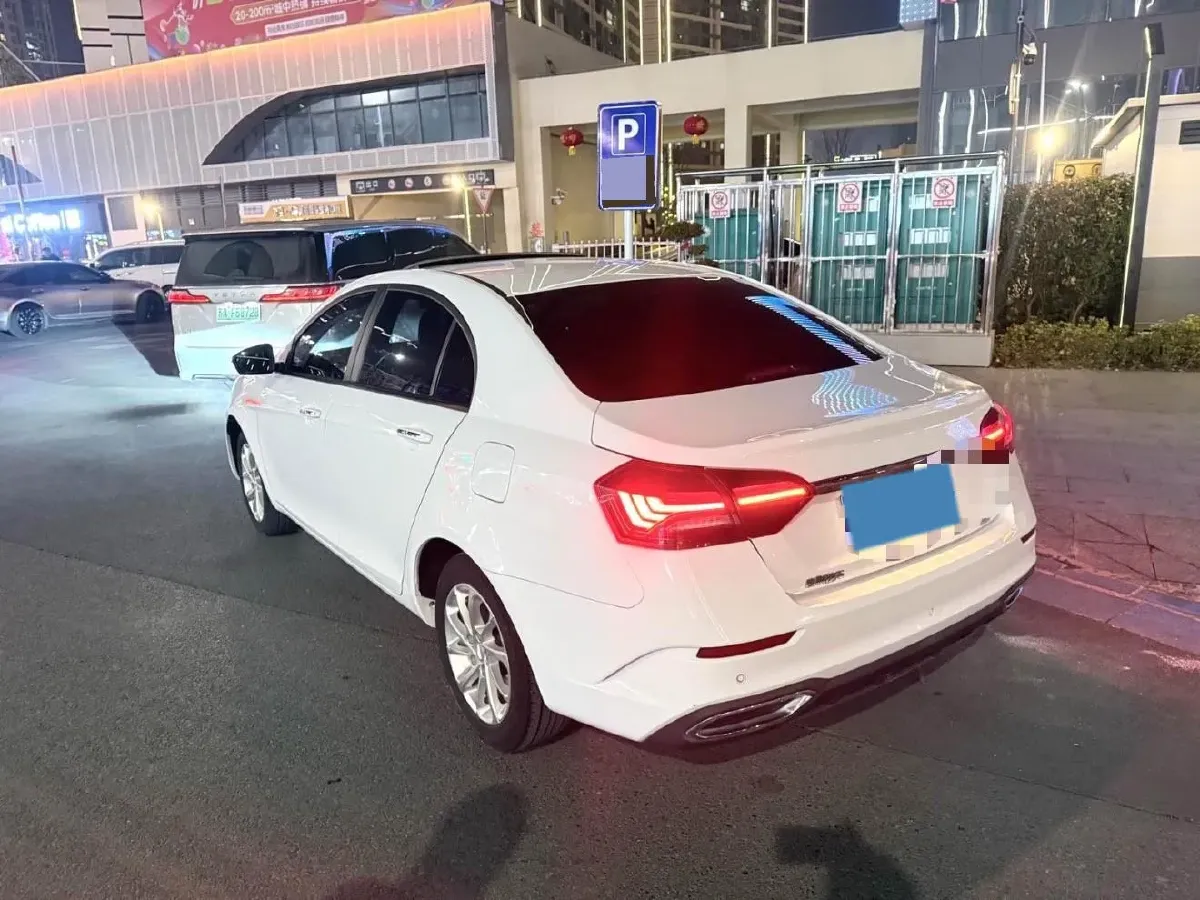 2021 BaoJun 530 1.5T 147HP L4 CVT,autocango,china used car exporter,china ev exporter,chinese used car exporter,chinese used ev exporter
