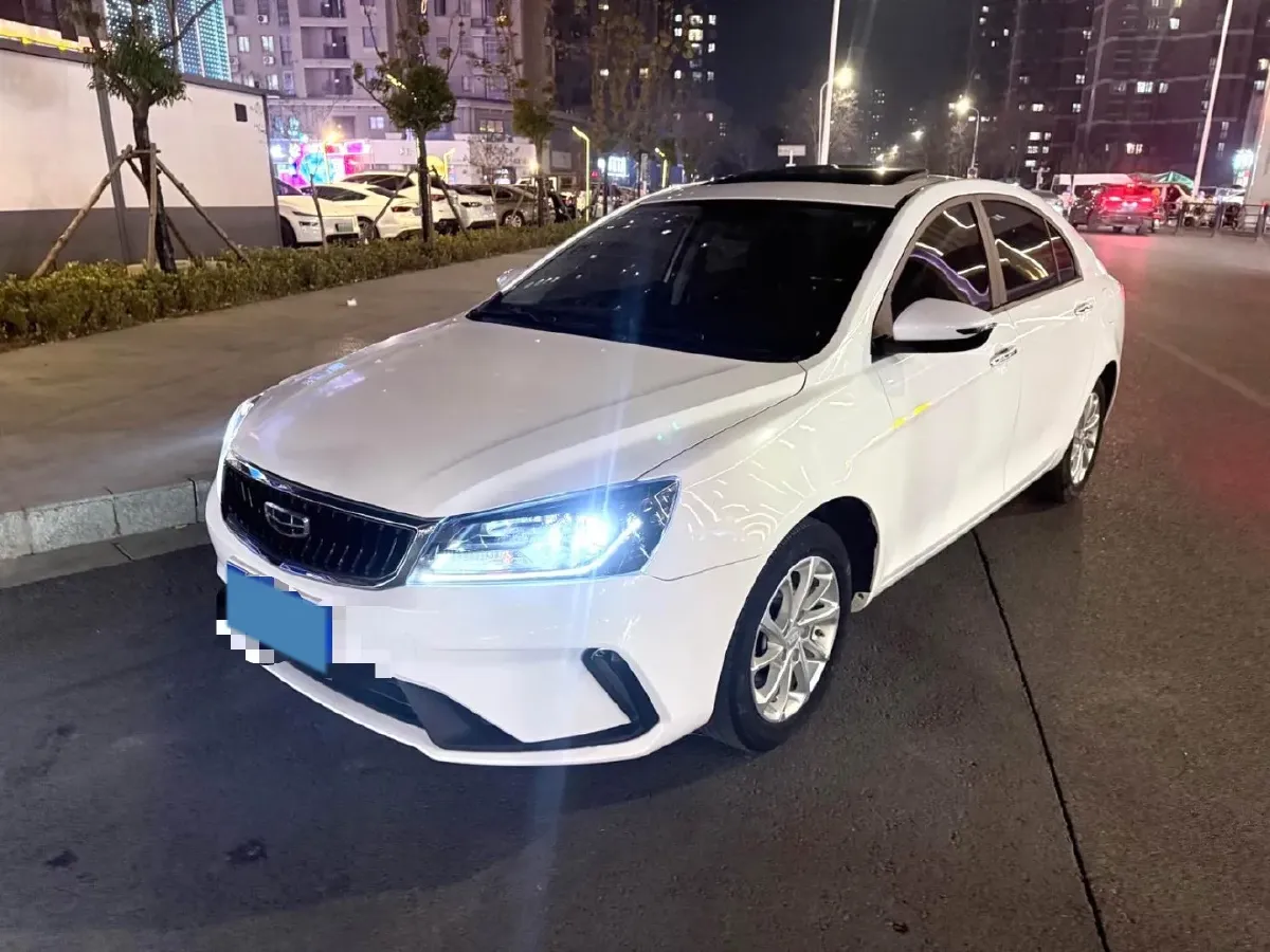 2021 BaoJun 530 1.5T 147HP L4 CVT,autocango,china used car exporter,china ev exporter,chinese used car exporter,chinese used ev exporter
