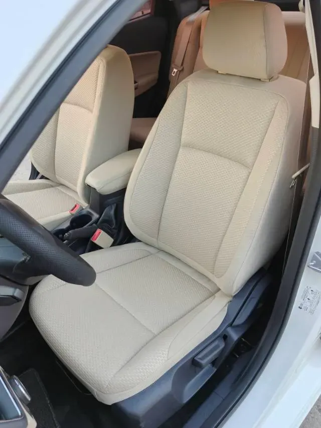 2017 Ford Escort 1.5L 113HP L4 5MT,autocango,china used car exporter,china ev exporter,chinese used car exporter,chinese used ev exporter