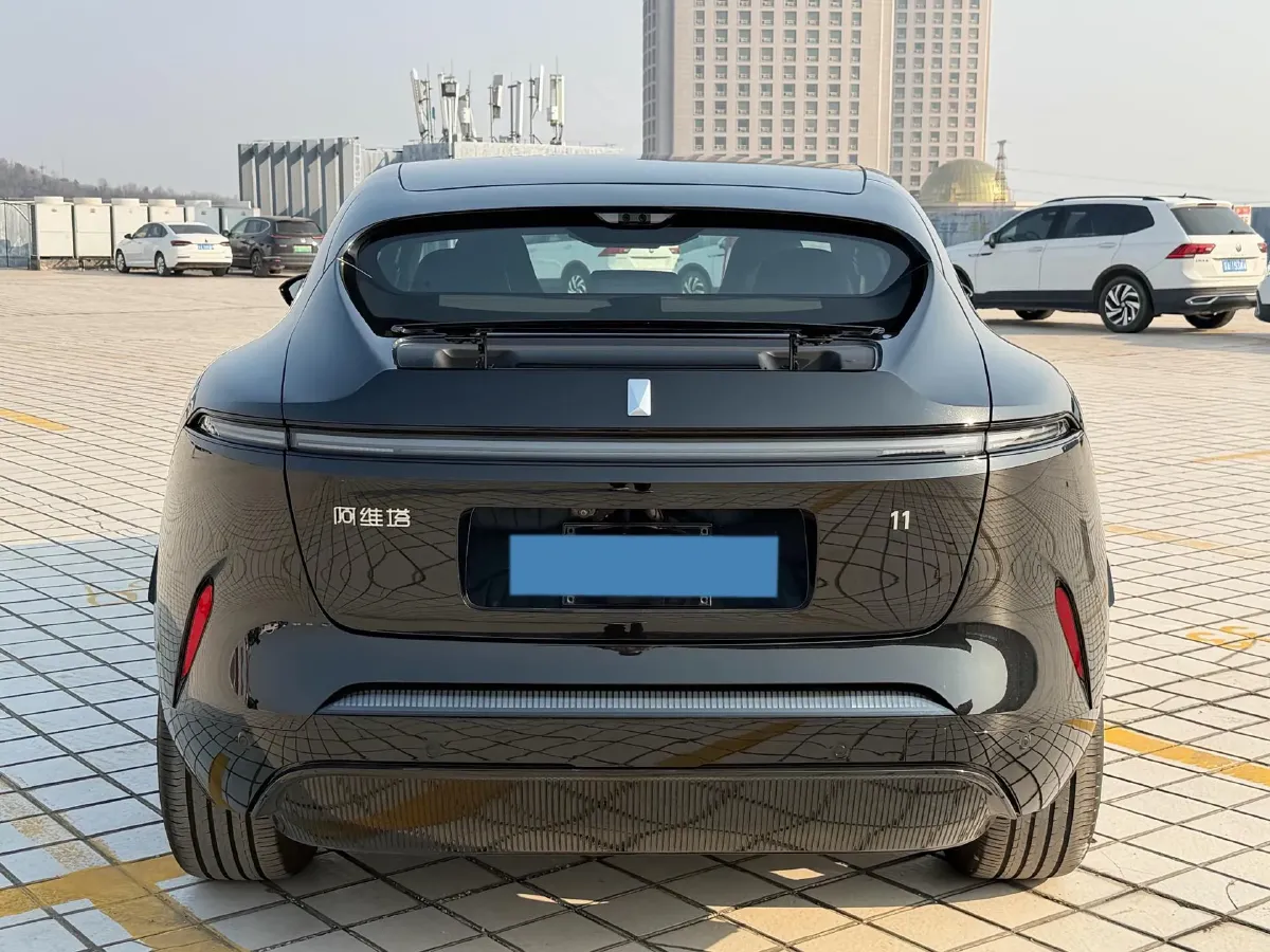 2025 Avatr 11 1.5T 156HP L4 REEV,autocango,china used car exporter,china ev exporter,chinese used car exporter,chinese used ev exporter